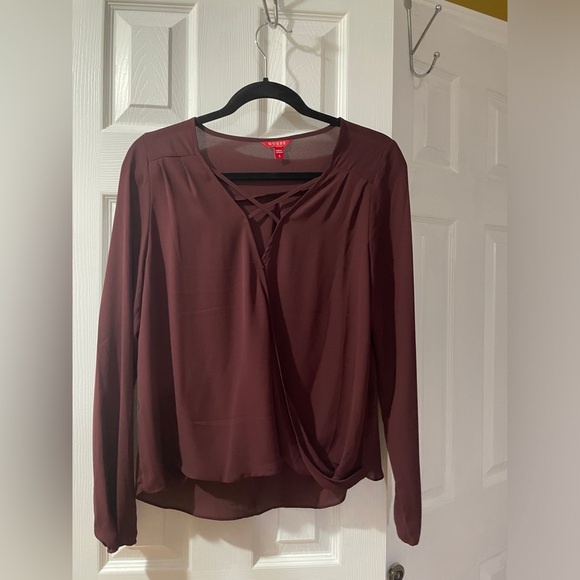 GUESS Burgundy Top Size S - Picture 1 of 8